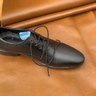 Giày da bò đủ loại