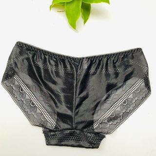 QUẦN LÓT KHÔNG VIỀN VIỆT NAM