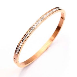 🌺Vòng tay titan 1 hàng đá không đen không gỉ✅