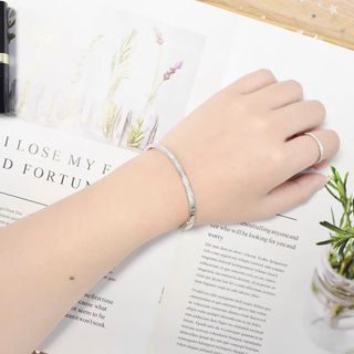 🌺Vòng tay titan 1 hàng đá không đen không gỉ✅