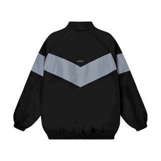 Áo khoác dù TEELAB cổ trụ phối thân và túi như hình. Giá sỉ - giá bán buôn