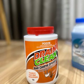 nước rửa kính, nước lau sàn, bột thông cống, nước rửa tay