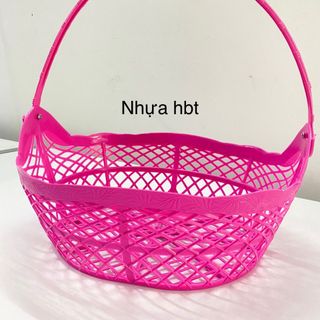 Giỏ nhựa trung 2024
