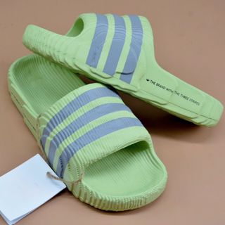 Mẫu mới dép đúc Adilete 
Nữ 36-39
Nam 40-43