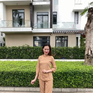 Đồ Lam Đi Chùa Nữ, Mẫu Cổ Tròn Thêu Hoa Sang Trọng Chất Vải KATE Thoáng Mát - M 141
