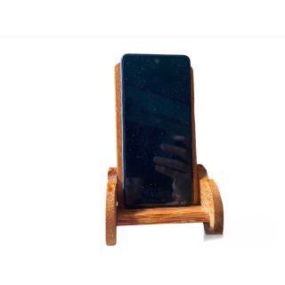 Giá đỡ điện thoại gỗ