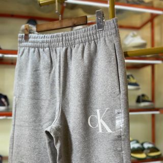 Quần thun dài C..K chính hãng mới đáp shop