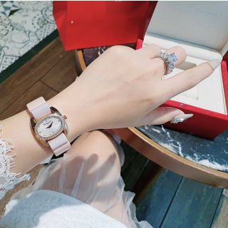 HOT SALE: ĐỒNG HỒ NỮ MÁY THUỴ SỸ SA.VATORE DA