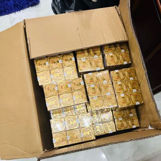 Kem linh chi 1 củ Lu Lan Jina