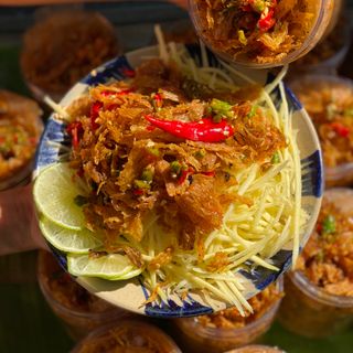 BÁNH TRÁNG MỰC XÉ ỚT XIÊM XANH CAY CAY MẶN MẶN SIÊU NGHIỆN - WINNIE HOUSE