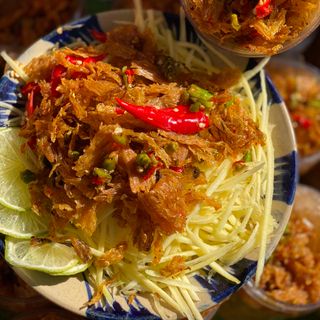 BÁNH TRÁNG MỰC XÉ ỚT XIÊM XANH CAY CAY MẶN MẶN SIÊU NGHIỆN - WINNIE HOUSE