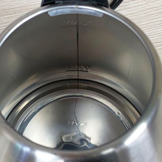 Ấm đun siêu tốc 1.8L Malanda LK-1318