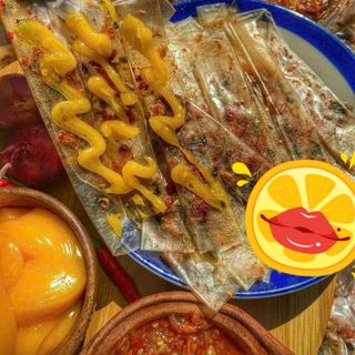 BÁNH TÉP TÔM KHÔ CHÁY TỎI ĂN LÀ GHIỀN - WINNIE HOUSE