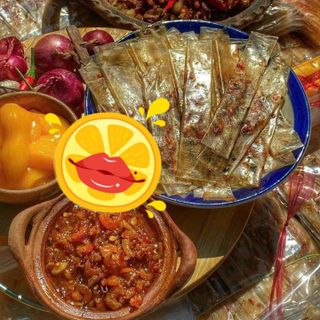 BÁNH TÉP TÔM KHÔ CHÁY TỎI ĂN LÀ GHIỀN - WINNIE HOUSE
