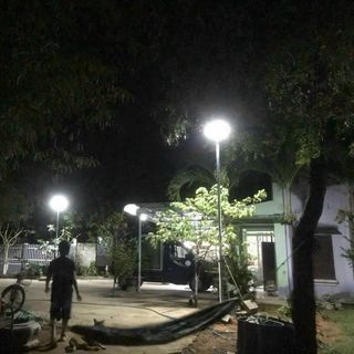 Đèn Đĩa Bay Năng Lượng Mặt Trời Jindian UFO500 500W