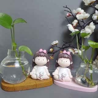 Bình thủy sinh mini để bàn, Bình thủy canh kèm mô hình bé trai, bé gái trang trí bàn làm việc, góc học tập