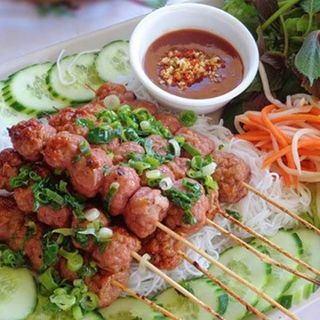- Nem nướng