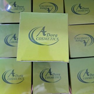 KEM ADORA - GOLD AND LUXURY GOLD RED GINSENG CHUYÊN NÁM TÀN NHANG ĐỒI MỒI - NGỪA NHĂN - TRẮNG DA SÁNG MỊN