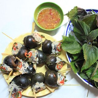 - Ốc bươu nhồi thịt