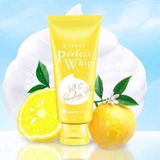 Sữa Rửa Mặt Senka Vita C Vàng