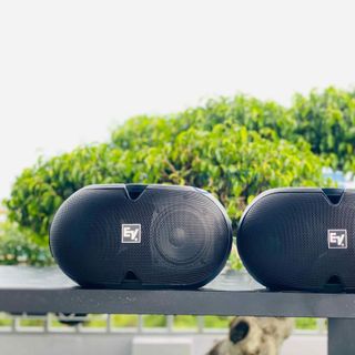 Đôi Loa Trợ Lời Karaoke EV PK 4.2 Công suất 160W 2 Bass 1 Treble Có Giá Treo, Loa Karaoke Gia Đình, Quán Cà Phê, Nhà Hàng, Quán Bar Âm Thanh Tuyệt Vời