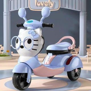 Sỉ xe máy điện vespa kính