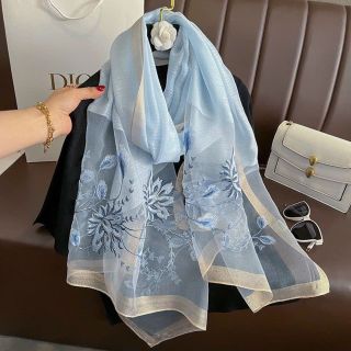 Khăn tơ sống thêu hoa cao cấp