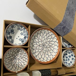 Bộ bát đĩa hoa cúc