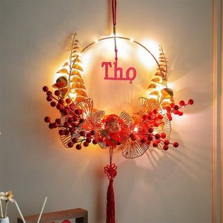 (Bán sỉ) Vòng hoa đào đông Phúc - Lộc -Thọ trang trí ngày Tết đem lại tài lộc, an khang Vòng đào đông TẶNG kèm đèn nháy.