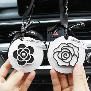 Dây treo trang trí,tinh dầu thơm khử mùi ô tô hình Hoa trà,Hoa hồng cao cấp - Khánh treo ô tô-Mộc Lan Phụ Kiện Xế Yêu