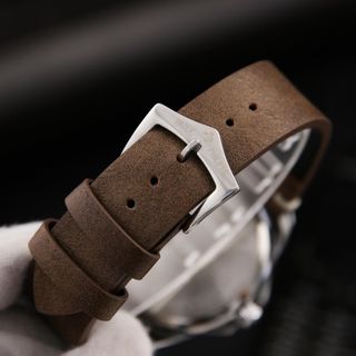 Đồng hồ patek phillippe máy pin kim trôi