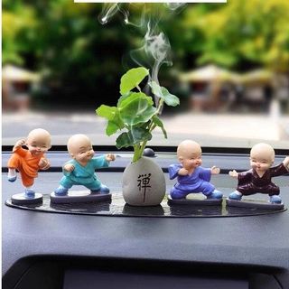 Sét 5 chú tiểu hòa thượng trang trí taplo - bộ tứ không - ở đâu có phật ở đó có bình an - Mộc Lan Phụ Kiện Xế Yêu