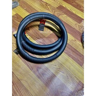 Bọc vô lăng bọc tay lái BU đen chỉ đen size 38 cho ô tô