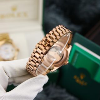 Đồng hồ nam máy cơ dây thép đúc