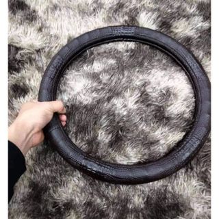 Bao vô lăng xe ô tô xe tải - bọc vô lăng giả da cá sấu size 38-40-42-45-47-50 xe tải lớn nhất
