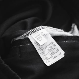 Quần Jogger Nice vải nỉ PC , dày mịn trơn láng, mát rượi, mướt tay, co giãn 4c thoải mái. 3 túi khoá kéo