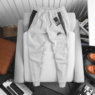 Quần Jogger Nice vải nỉ PC , dày mịn trơn láng, mát rượi, mướt tay, co giãn 4c thoải mái. 3 túi khoá kéo