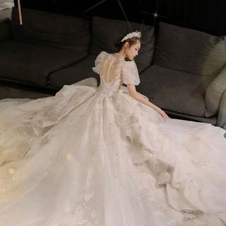 Áo Cưới Công chúa tay Phồng tà Tầng Tiểu thư ko Đuôi  Cao cấp ( Hàng, Giá Tận Xưởng )