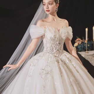 Váy Cưới Công chúa vai trễ giả lông ko đuôi phong cách Âu tinh tế Cao cấp  ( Hàng Hía tận xưởng )