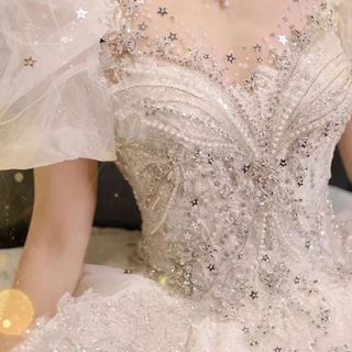Váy Cưới Công chúa tay Phồng tà Tầng Tiểu thư Đuôi 3m Cao cấp ( Hàng, Giá Tận Xưởng )