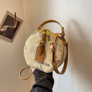 TÚI CỐP TRÒN DÁNG HỘP HỌA TIẾT SIÊU SANG MẪU MỚI WH459 - WINNIE HOUSE