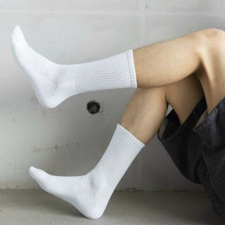 Hàng mới về   Set 5 đôi Vớ cao cổ trắng đen cực đẹp cực xinh chuẩn hình hàng về số lượng lớn,sỉ Thanh Thảo