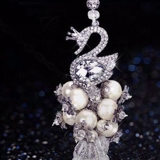 Decor - Dây khánh ngọc trai treo gương ô tô thiên nga màu trắng được đính đá sang trọng - Mộc Lan Phụ Kiện Xế Yêu