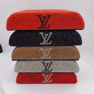 Hộp đựng khăn giấy full đá có logo LV LOUNUV nhiều màu - Trang trí taplo ô tô