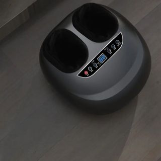 Máy massage chân RUITON hiện đại, giảm căng thẳng mệt mỏi sau một ngày dài