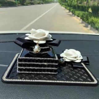 Nước Hoa Xe Hơi ️FREESHIP ️ Nước Hoa Xe Hơi Chính Hãng Cao Cấp Bộ Nước Hoa CHANEL+ thảm đính đá CN nhỏ Hoa CHANEL