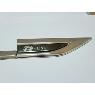 Bộ 2 mang cá R-Line thể thao trang trí ô tô thật phong cách - trang trí xe hơi