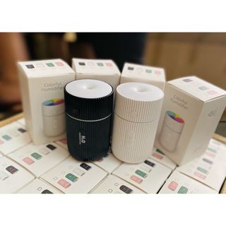 Máy khuếch tán tinh dầu trong xe hơi có đèn led đổi màu tạo ẩm không khí phụ kiện ô tô Mộc Lan