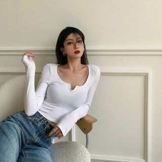 Áo thun croptop tay dài cổ v nhỏ hàng về số lượng lớn sỉ Thanh Thảo