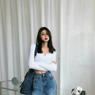 Áo thun croptop tay dài cổ v nhỏ hàng về số lượng lớn sỉ Thanh Thảo
